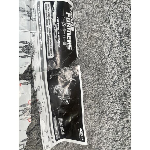 Transformers Prime Optimus Prime Autobot Figure 6” Changing To Vehicle Toys - Picture 7 of 9